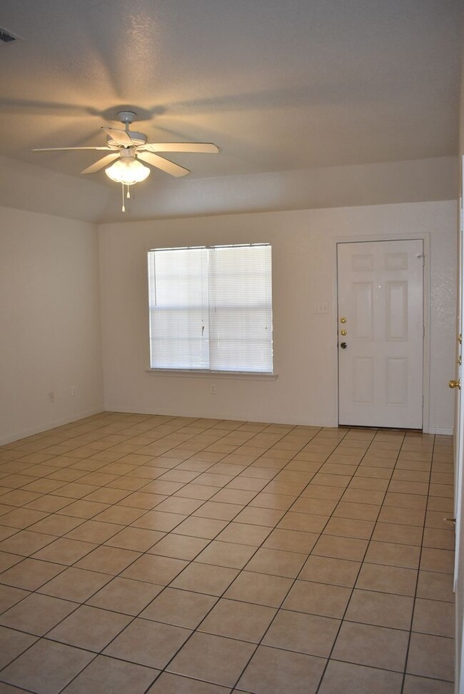 Photo - 1614 Yuma Trail Unit B - MAKE READY