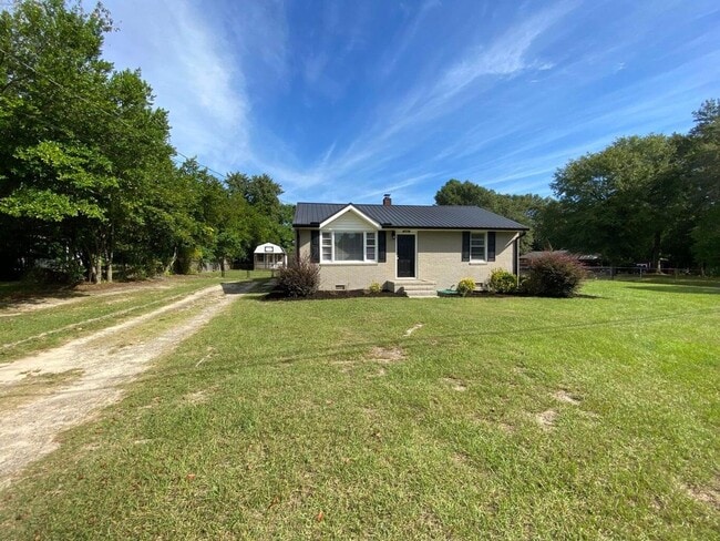 Photo - Brick Ranch in Columbia County!