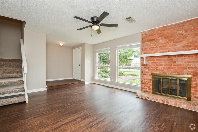 Building Photo - 5809 Village Forest Ct Rental