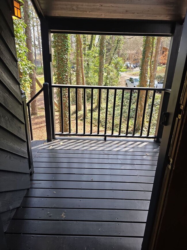 Photo - Great Kennesaw Location!