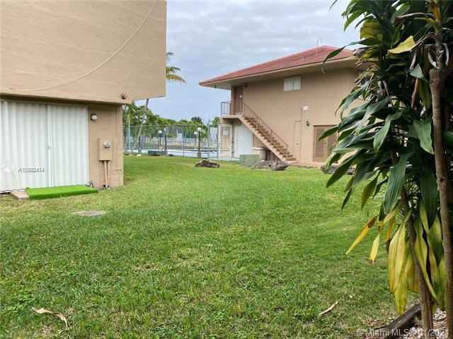 Photo - 17170 SW 94th Ave