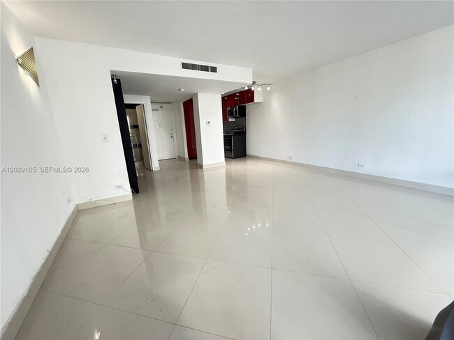Photo - 1408 Brickell Bay Dr Unit 213