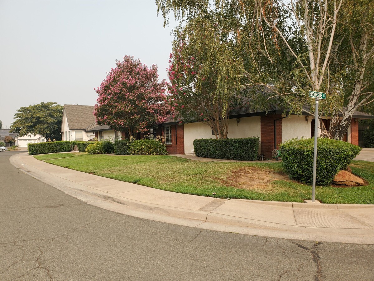 Photo - 1145 Willow Creek Dr