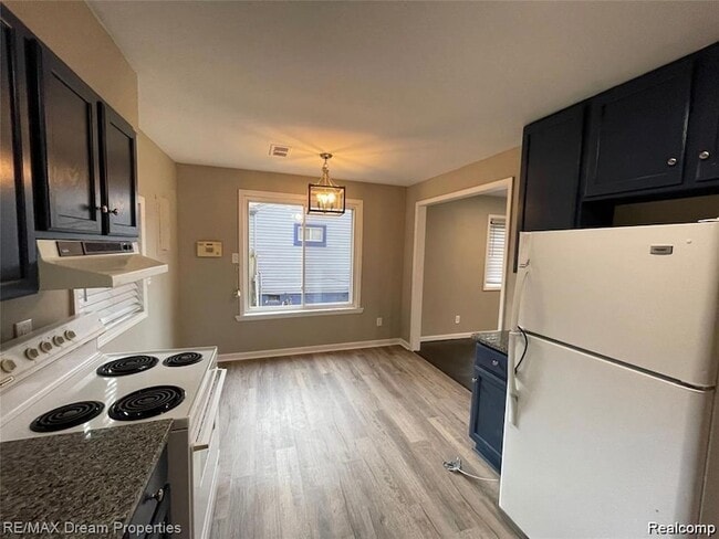 Photo - 3424 Toepfer Rd