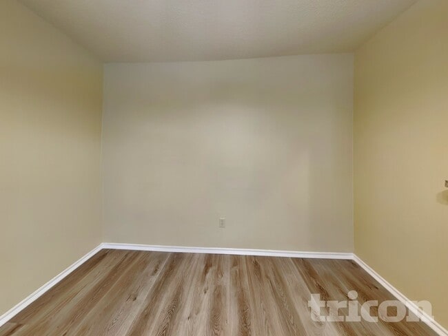 Photo - 1715 Cordova Dr