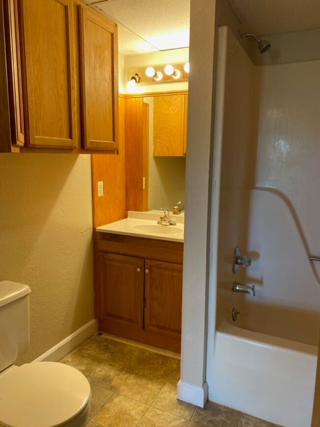 Photo - 101 Sandridge Dr