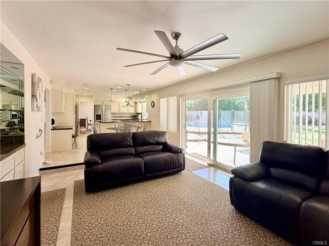 Photo - 23446 Blythe St