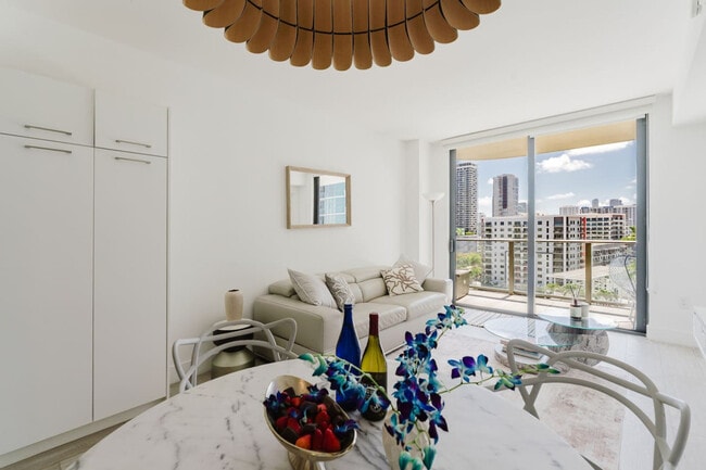 Photo - 101 NE 34th St Unidad SI ID1521827P