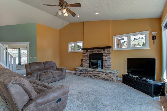 Photo - 21 Mores Creek Cir