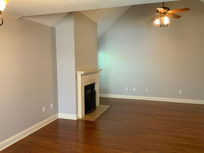 Photo - 3 Bedroom Family Rental