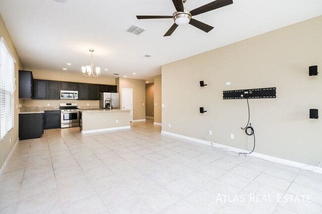 Photo - 4137 W White Canyon Rd