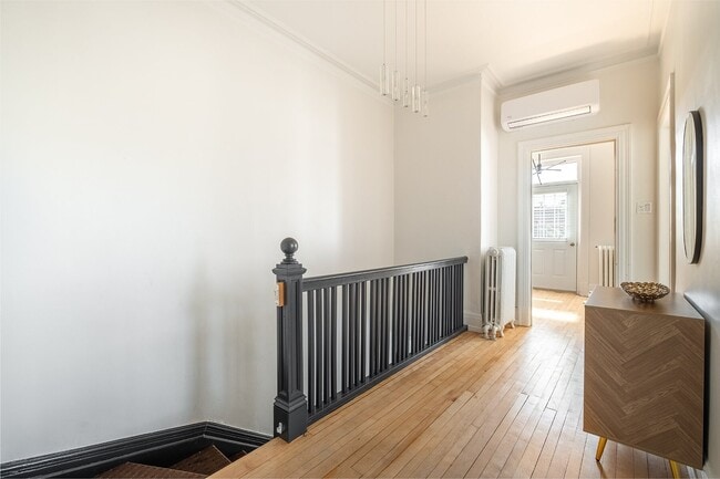 Photo - 383 Av. Grosvenor