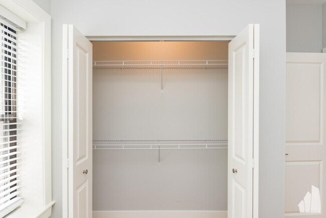 Photo - 1 bedroom in Chicago IL 60614 Unit 2105-1