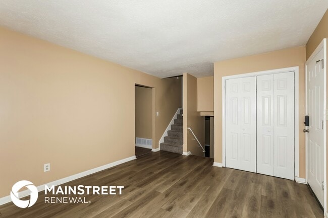 Photo - 5804 Coppock Ln House