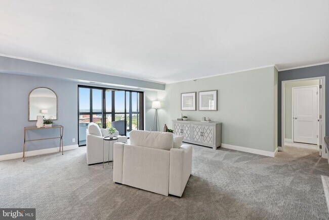 Photo - 1600 N Oak St Unit 1410