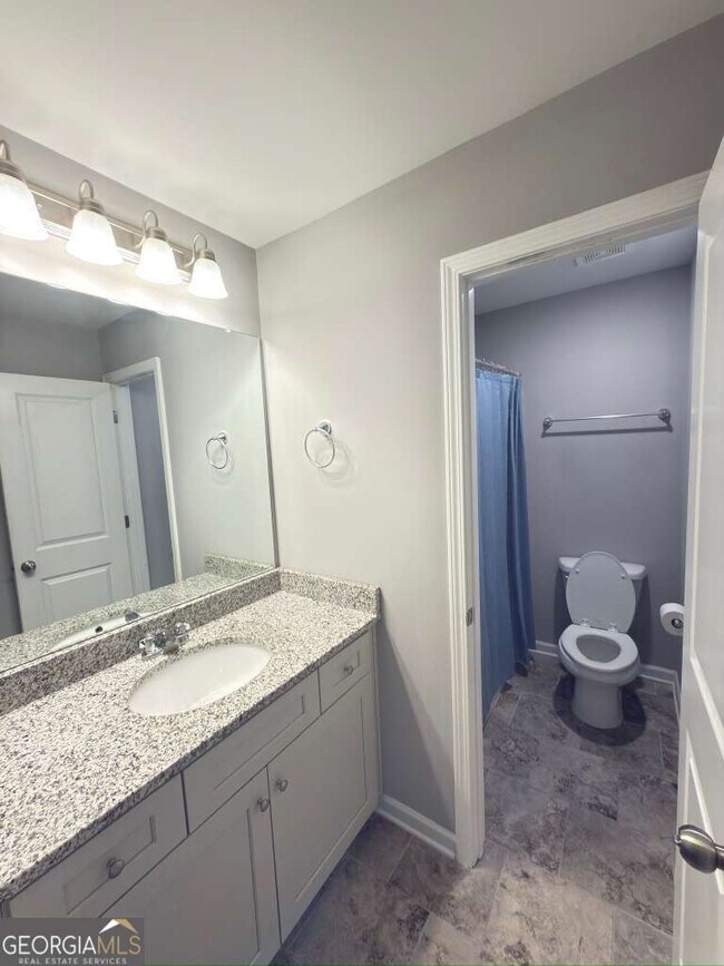 Photo - 311 Fieldcrest Dr