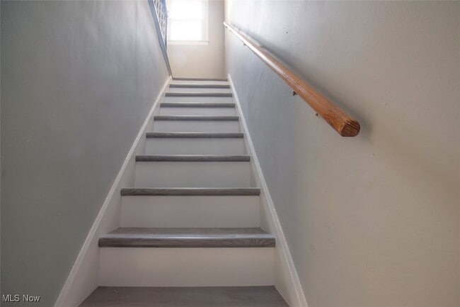 Photo - 1399 Barlow Rd Unit 1