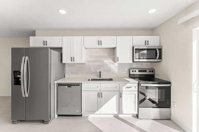 Ocean Arms Apartments