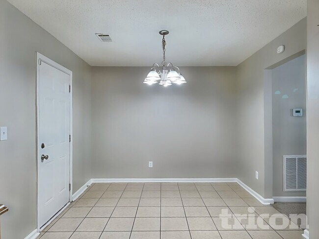 Photo - 4265 Reserve Hill Crossing