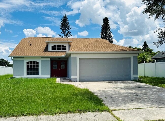 Photo - 2405 Queenswood Cir