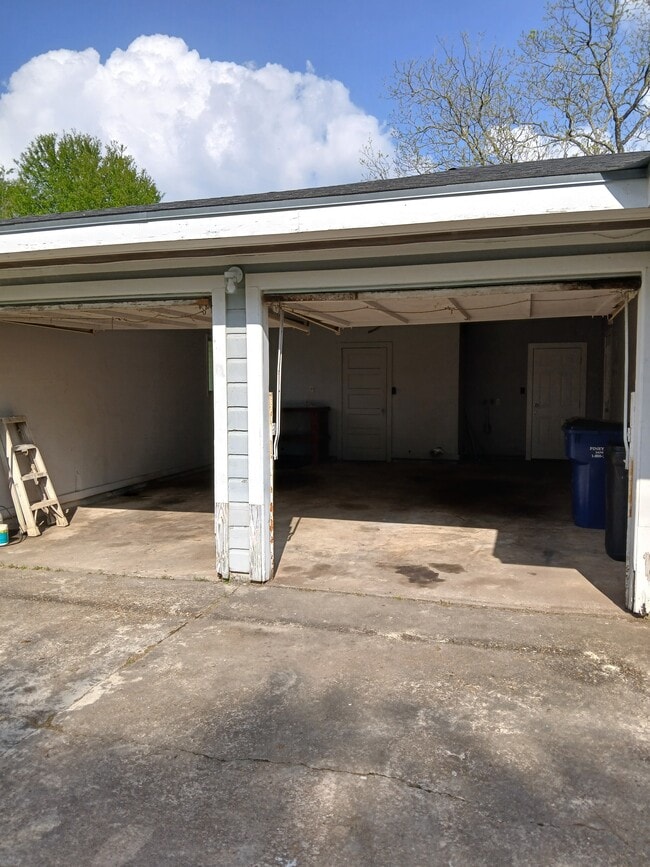 Photo - 2731 Gaylynn Dr