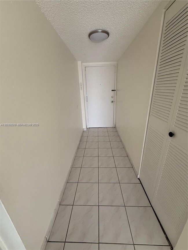 Photo - 14250 SW 62nd St Unidad 524