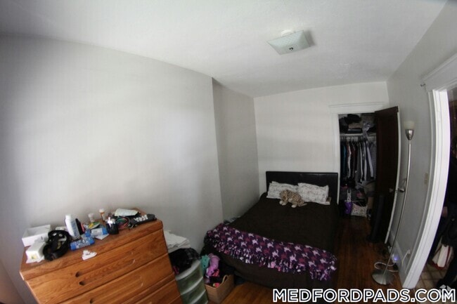 Building Photo - 63 Fellsway W Rental