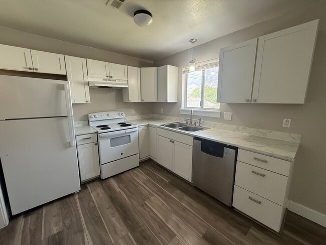 Photo - 2054 N 940 W Unidad 2054