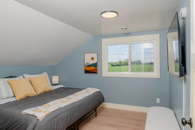 5652 W Reighmoor Rd Unit SI ID1579896P