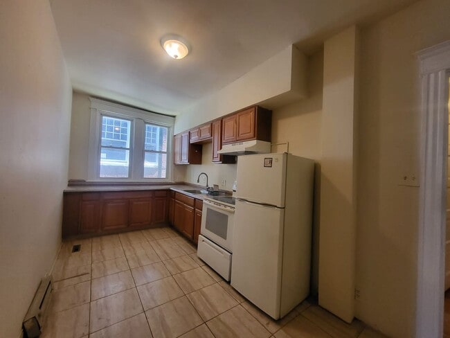 Photo - 1639 W Turner St Unit 1