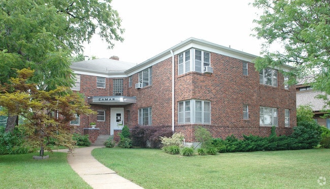 Building Photo - 1251 SW Topeka Blvd