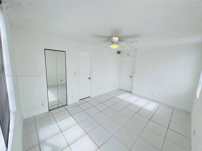 Photo - 1830 Sabal Palm Dr