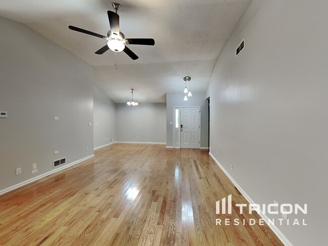 Photo - 118 Valleydale Dr