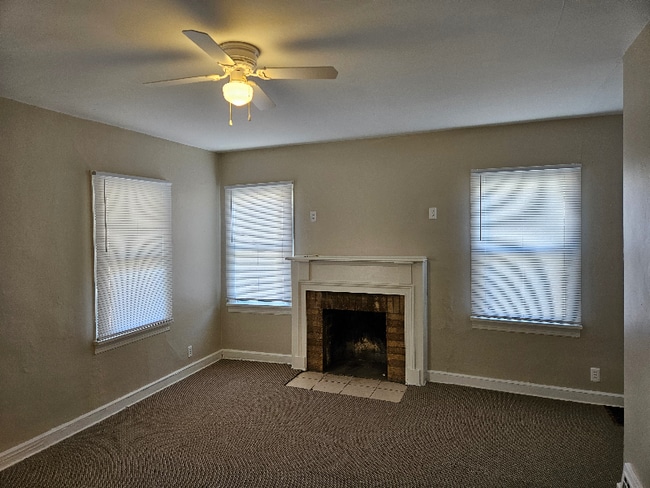 Photo - 1325 S Hackley St