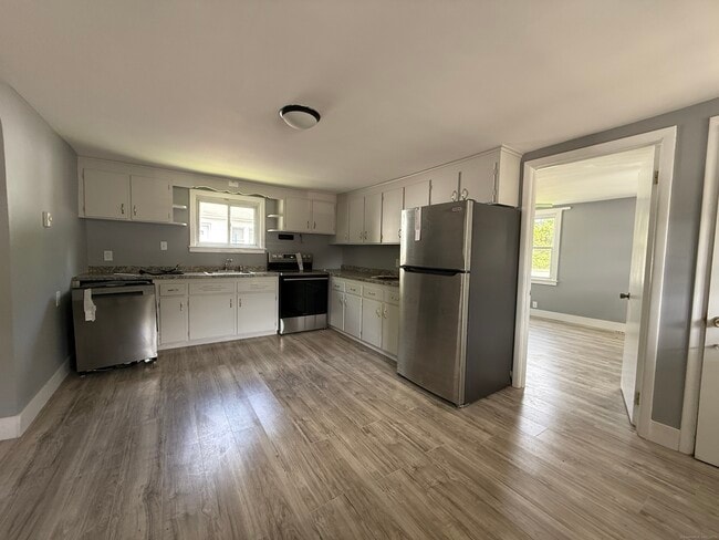 Photo - 1402 Waterbury Rd Casa