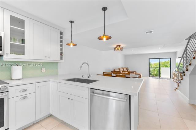Photo - 6901 Edgewater Dr Condo Unit 328