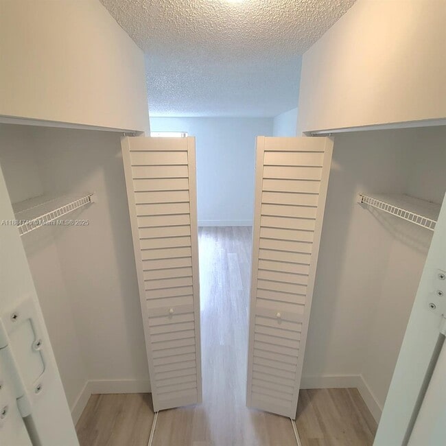 Photo - 6292 NW 186th St Unidad 303