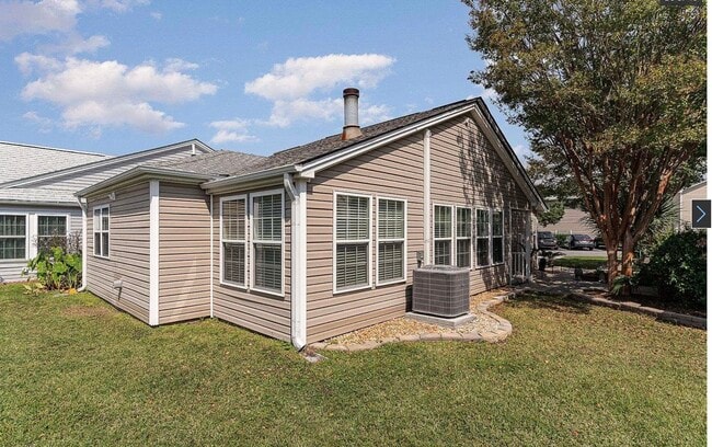 Photo - 203 Lyons Cove Dr