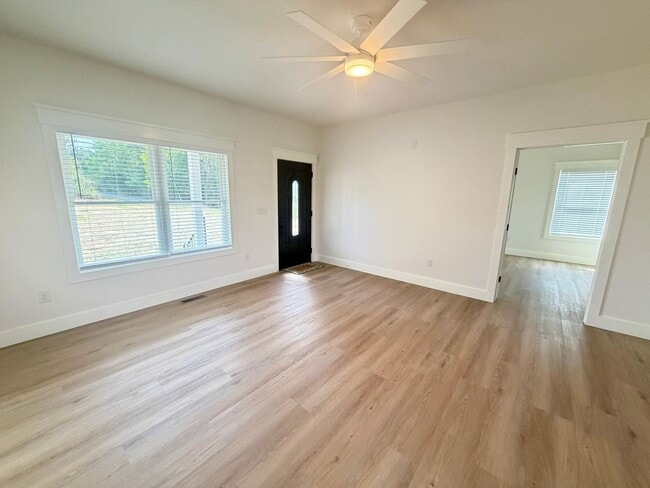 Photo - Magnolia Drive is Ready for YOU!