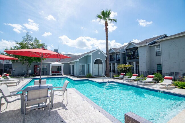 Photo - Green Tree Place