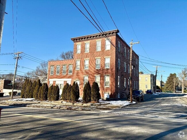 Building Photo - 273 Water St Unit #1 Rental