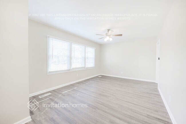 Photo - 719 N Walnut St