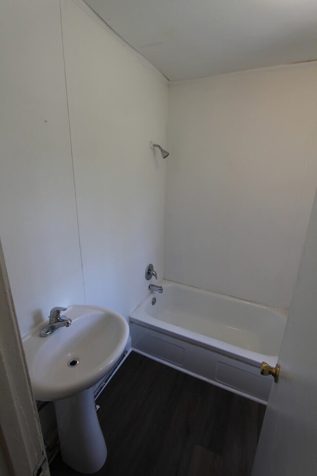 Photo - 1122 Haynes St