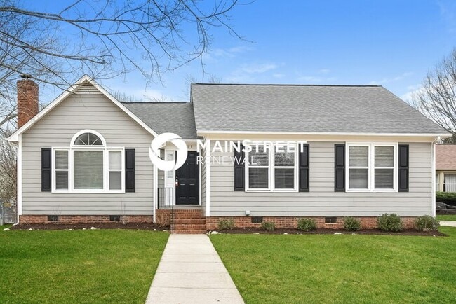 Building Photo - 3 Bedroom Pet-Friendly Home in GREENSBORO,...