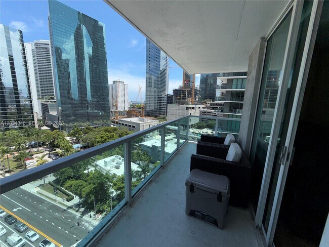 Building Photo - 1250 S Miami Ave Unit 1302