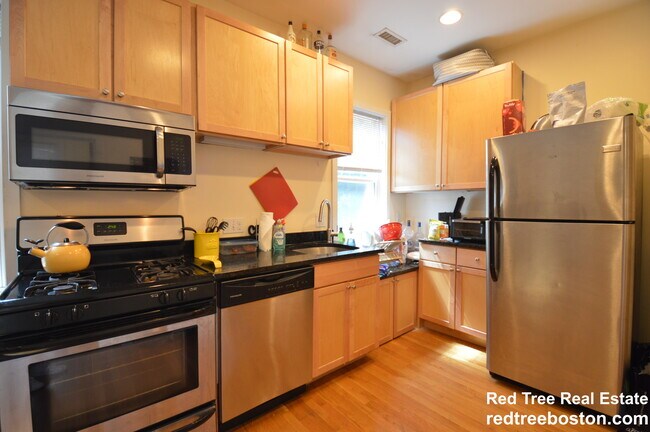 Photo - 24 Ashford St Unidad 2