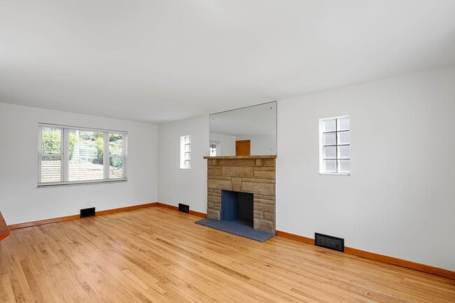 Photo - READY FOR MOVE IN! Check out this RENOVATE...