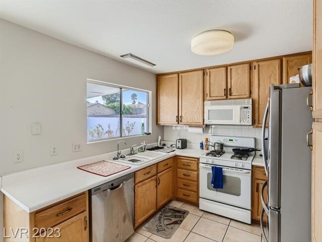 Photo - Gorgeous, spacious 1 story fully furnished...