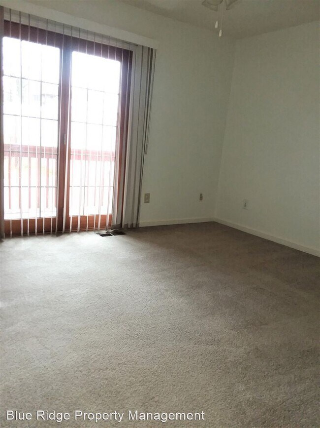 2 br, 1.5 bath House 103 Phoenix Court Rental For Rent in Kingsport