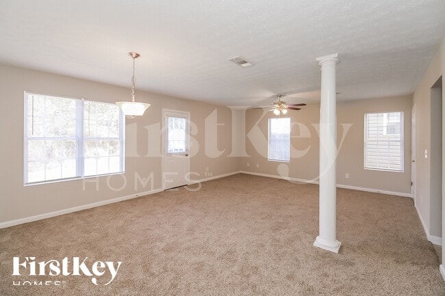 Photo - 4035 Mission Way